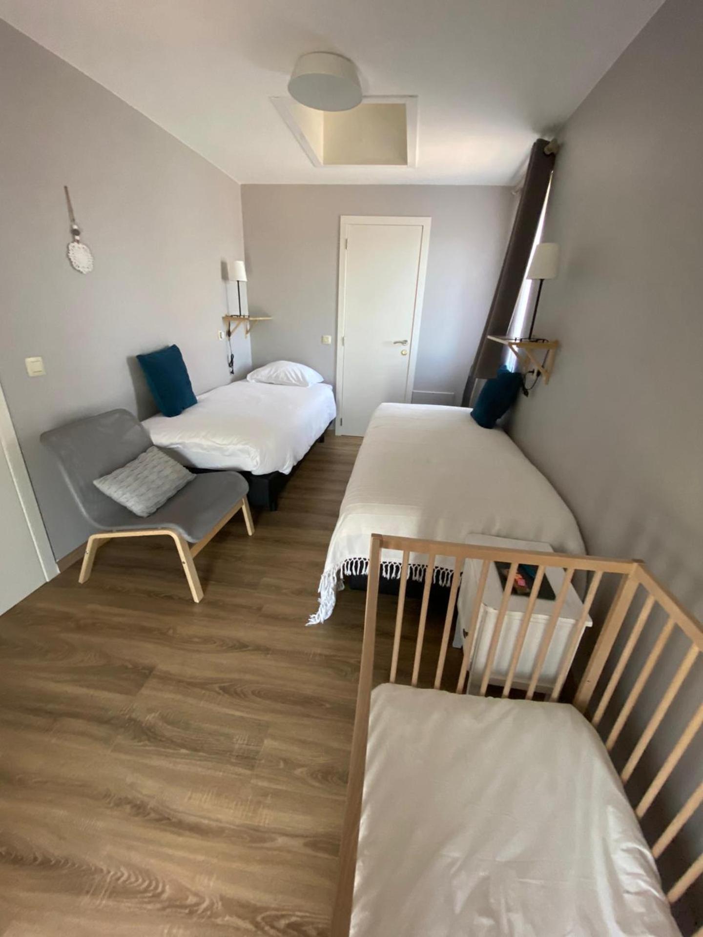Le Relais De La Motte Panzió Soignies Kültér fotó