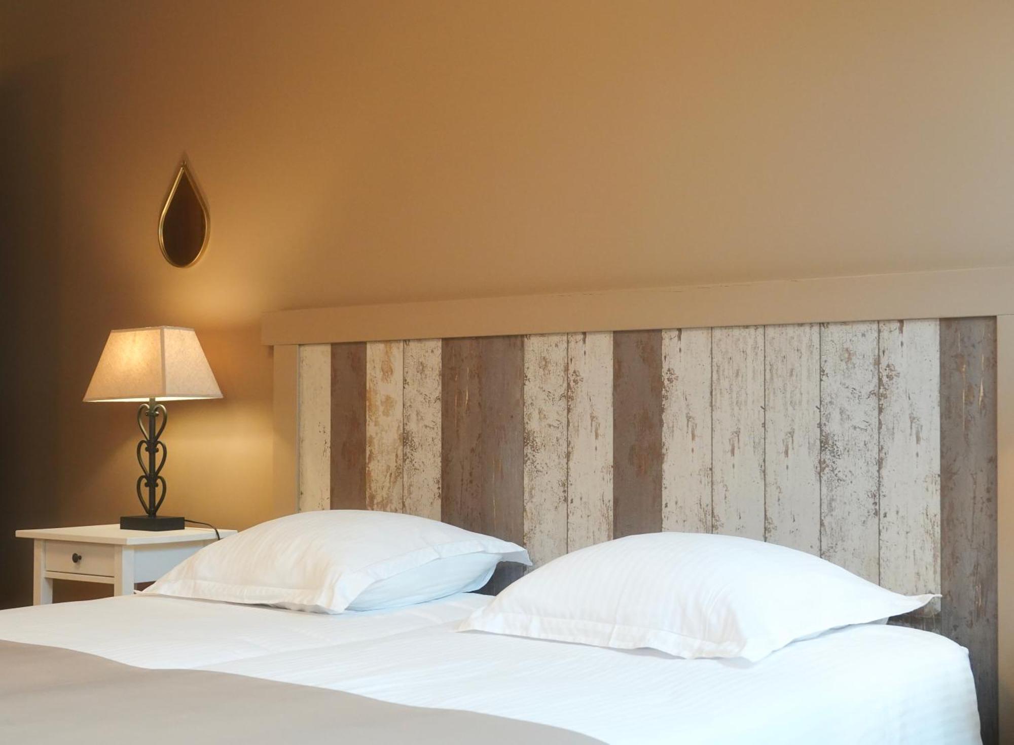 Le Relais De La Motte Panzió Soignies Kültér fotó