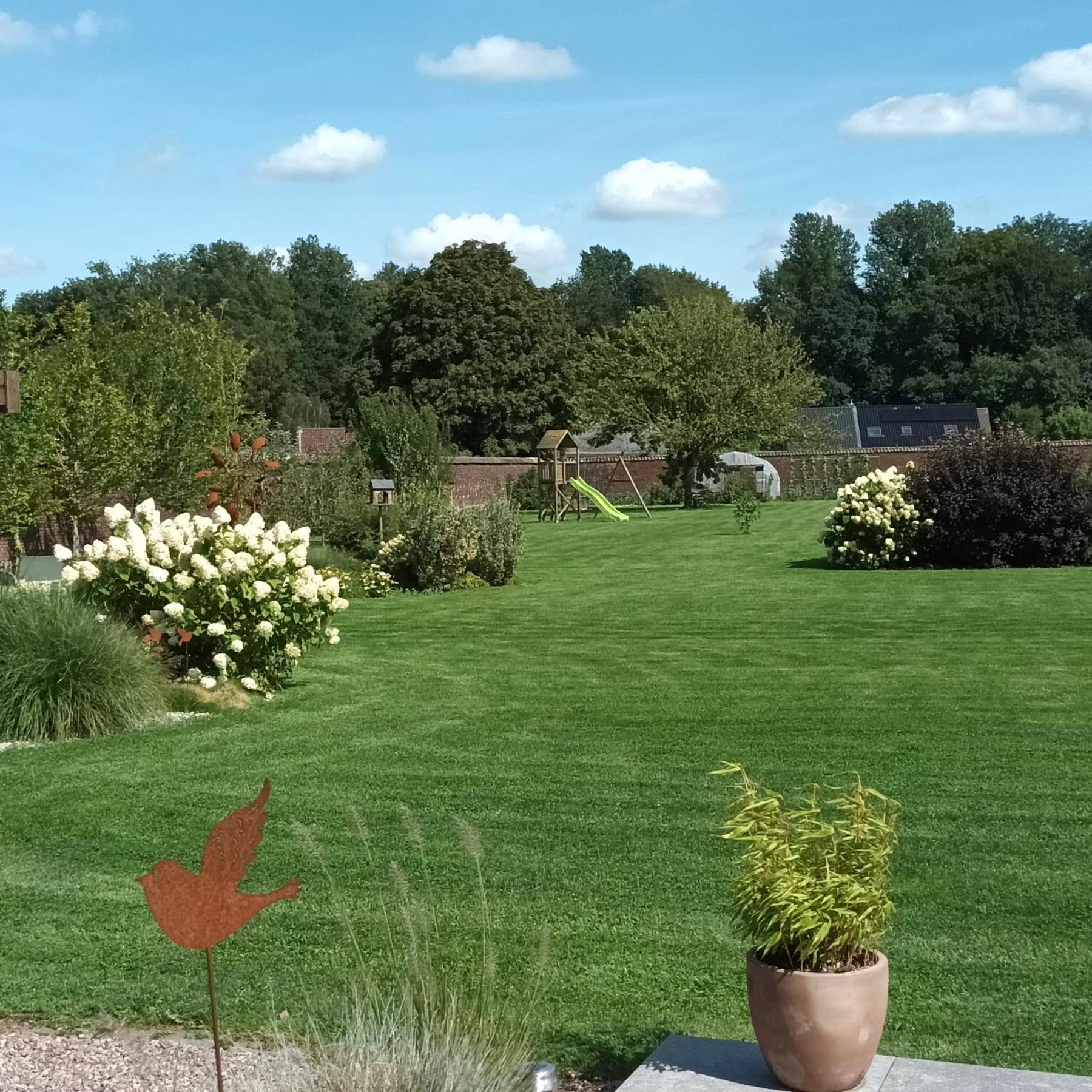 Le Relais De La Motte Panzió Soignies Kültér fotó